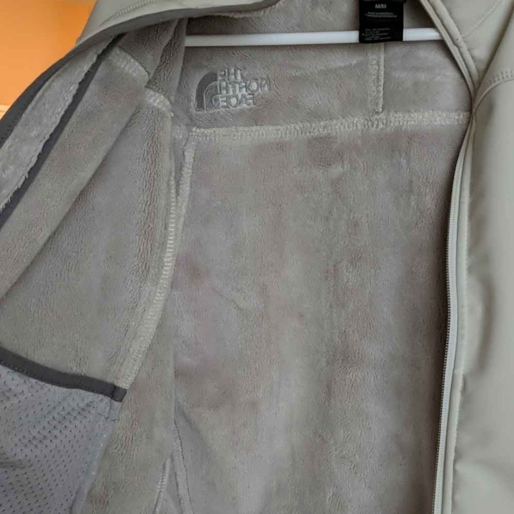 The North face jacket - Picture 3 of 3